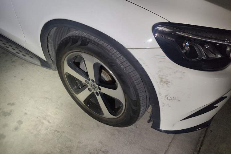 Used Mercedes-Benz GLC 2017 GLC 260 4MATIC Luxury Model