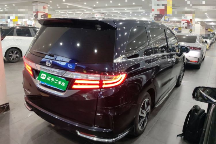 Used Honda Odyssey 2015 Updated 2.4L Smart Cool Version
