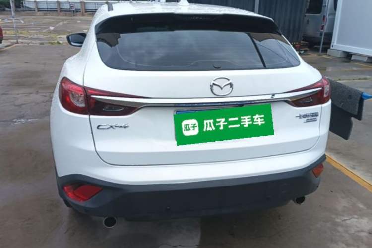 Used Mazda CX-4 2018 2.0L Manual Two-Wheel Drive Blue Sky Dynamic Edition China V Standard
