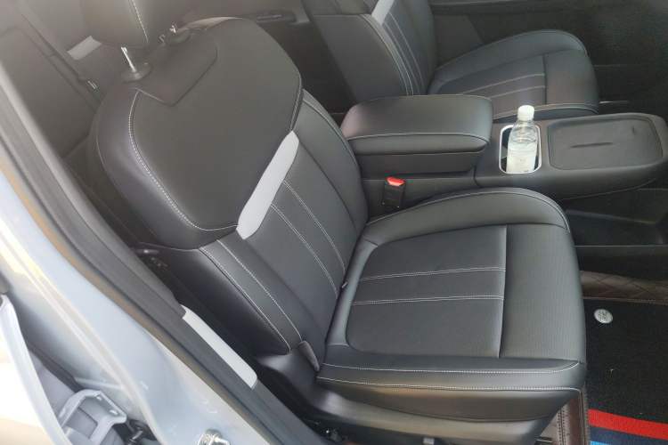 Used Venucia VX6 2025 Large Flat-Layout 520 Pro