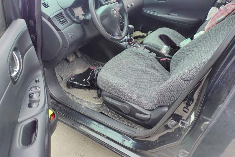 Used Nissan Tiida 2011 1.6L CVT Comfort Model Driver Seat