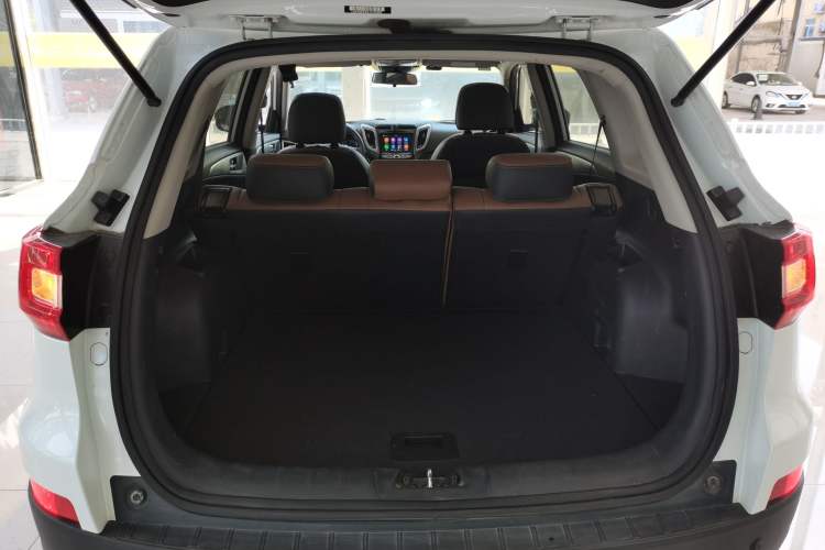 Used CHANGAN CS75 2017 Shangkui Edition 1.8T Automatic All-Wheel-Drive Elite Model
