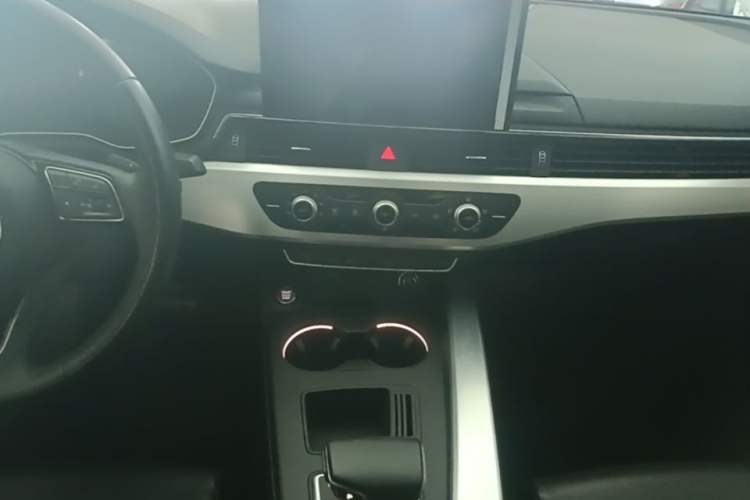 Used Audi A4L 2023 40 TFSI Fashion Dynamic Model