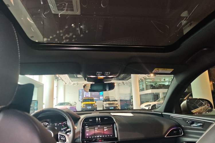 Used Jaguar XEL 2020 2.0T 200 PS R-DYNAMIC S Advanced Sport Edition
