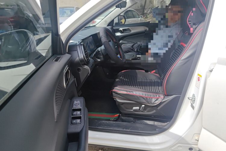 Used Haval Fierce Dragon 2023 1.5L 110KM Lingdong Edition Driver Seat