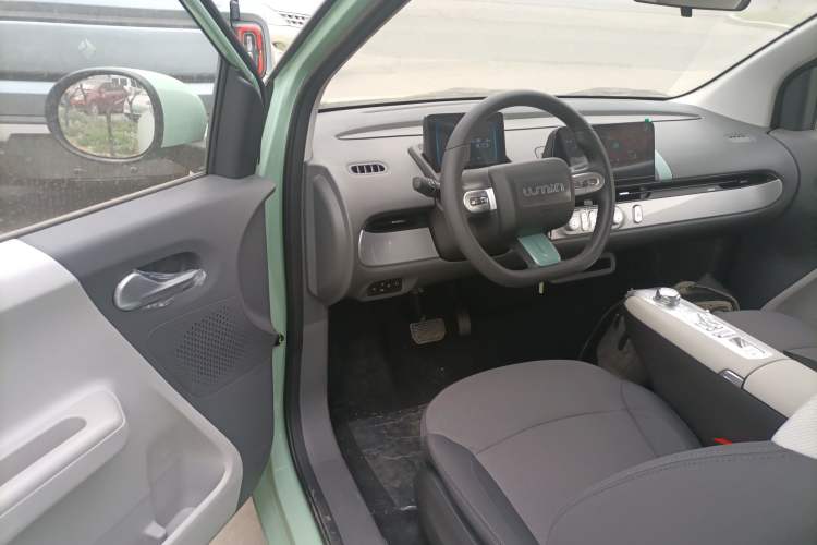 Used CHANGAN NEVO Lumin 2025 205 km Xiangqin Version