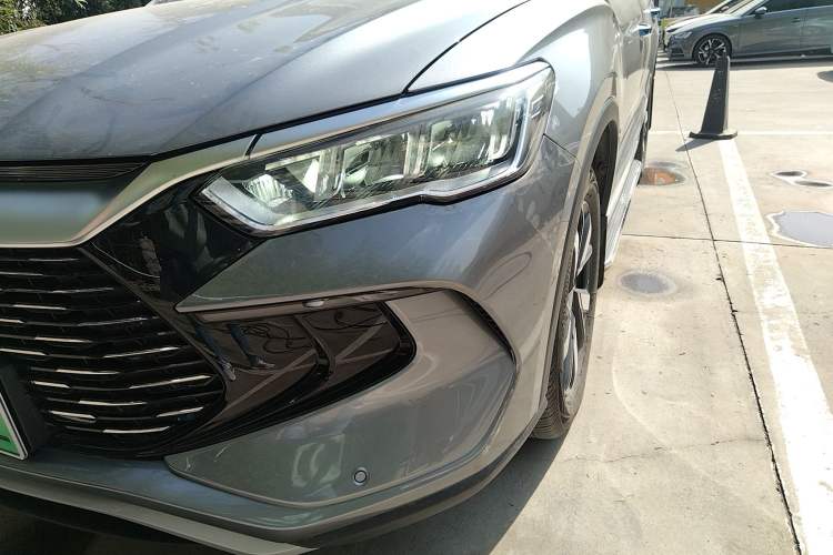 Used BYD Song Pro New Energy 2024 HONOR Edition DM-i 71KM Navigation Model Left Front Headlight