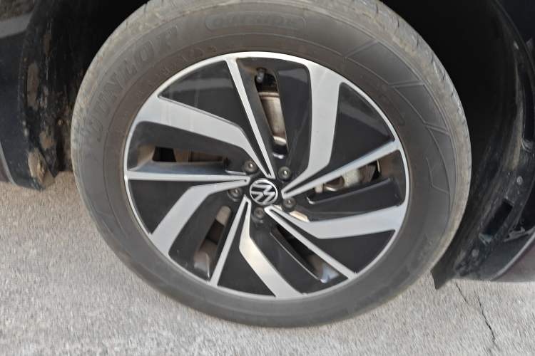 Used Volkswagen Viloran 2024 380TSI Luxury Edition
