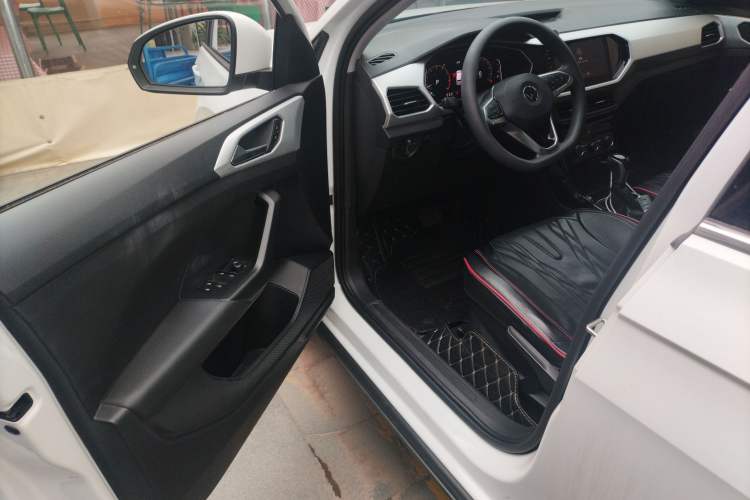 Used Volkswagen Tacqua 2021 1.5L Automatic 30th Anniversary Edition
