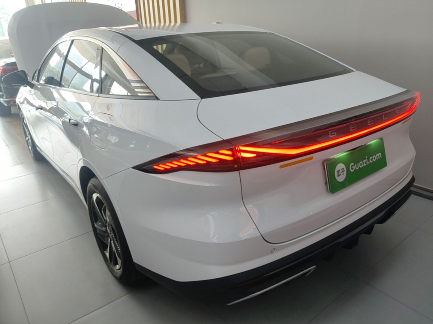Geely Galaxy L6 2023 60km PLUS — снимка 4