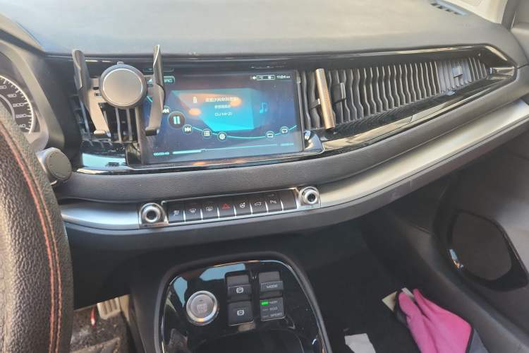 Used Haval H2s 2017 Red-Label 1.5T Dual-Clutch Luxury Model
