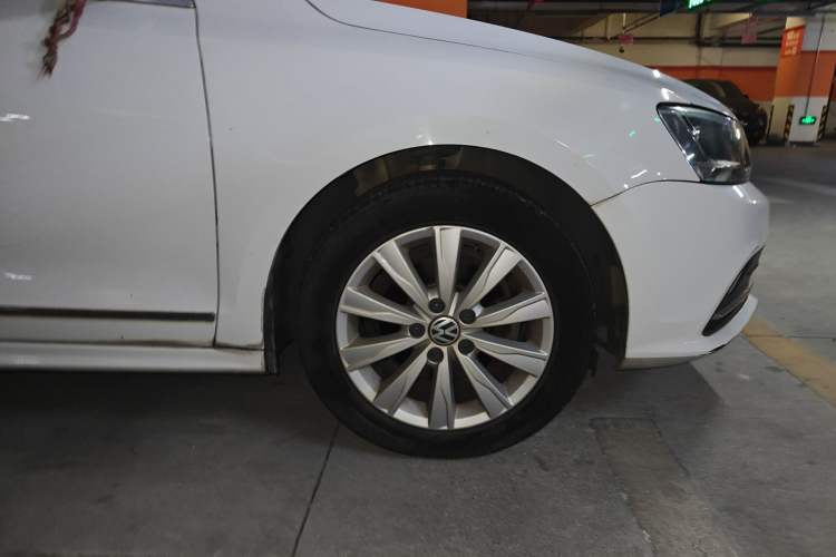 Used Volkswagen Sagitar 2015 1.6L Automatic Comfort Model