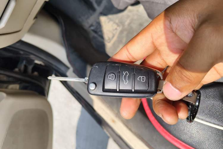 Used Baojun 630 2014 1.5L manual standard version
