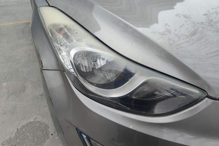 Used Hyundai Elantra (5th Generation / Langdong) 2013 1.6L Automatic Luxury Model Right Front Headlight