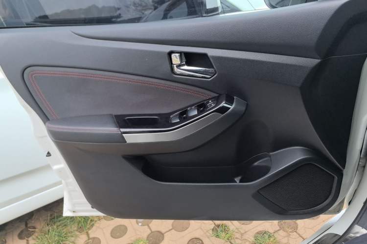 Used Venucia T70 2018 1.6L Manual Enjoyment Edition