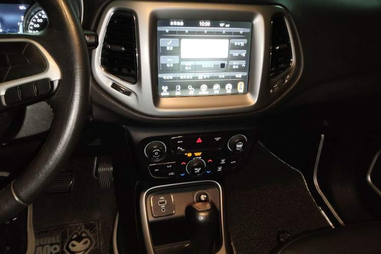 Used Jeep Compass 2017 200T Automatic Family Edition