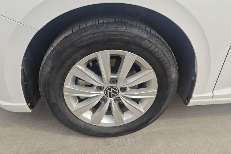 Used Volkswagen Lavida 2022 1.5L Automatic Fashion Edition Exterior 4