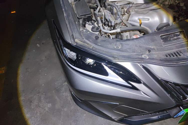 Used Lexus ES 2018 200 Excellence Edition China V Standard Right Front Headlight
