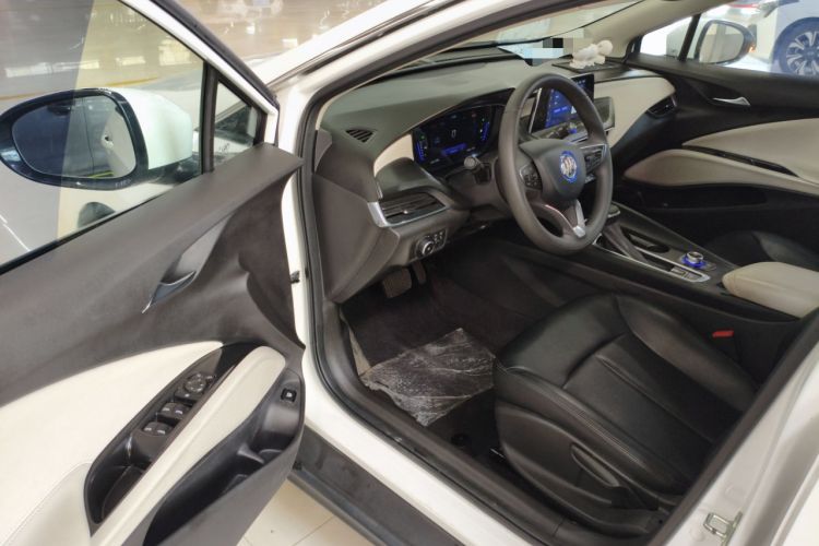 Used Buick Velite 6 2020 Plug-in Hybrid Connected Fashion Model
