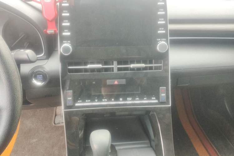 Used Toyota Avalon 2019 2.5L Ambition Version China VI Standard