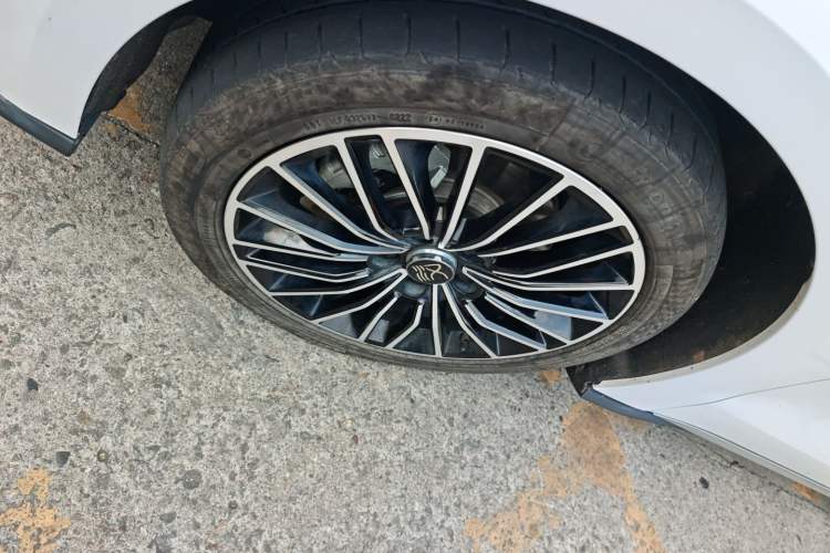 Used BYD Han 2020 DM Four-Wheel Drive Performance Edition Prestige Model Exterior 4