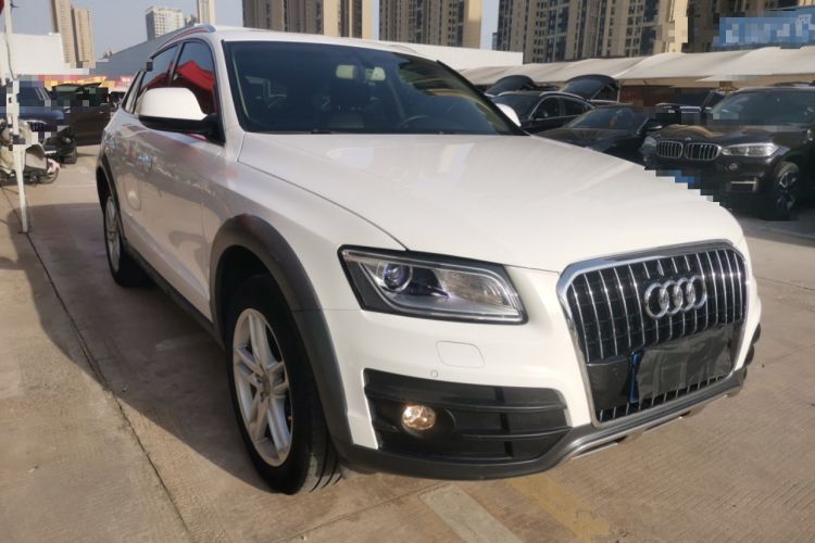 Used Audi Q5 2017 Plus 40 TFSI Technology Model