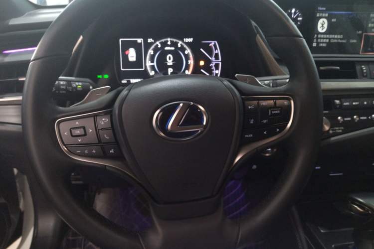 Used Lexus ES 2020 260 Excellence Edition Steering Wheel