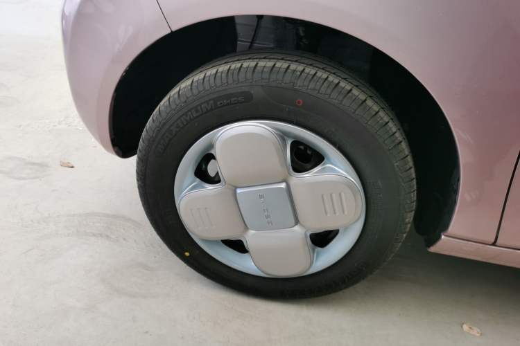 Used Geely Galaxy Panda 2024 Panda Mini 200km Endurance Bear
