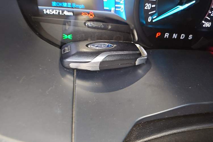 Used Ford Edge 2016 EcoBoost 245 Two-Wheel-Drive Titanium 7-Seater