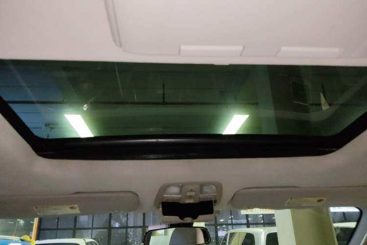 Used SAIC MAXUS G10 2014 2.0T Automatic Executive Edition