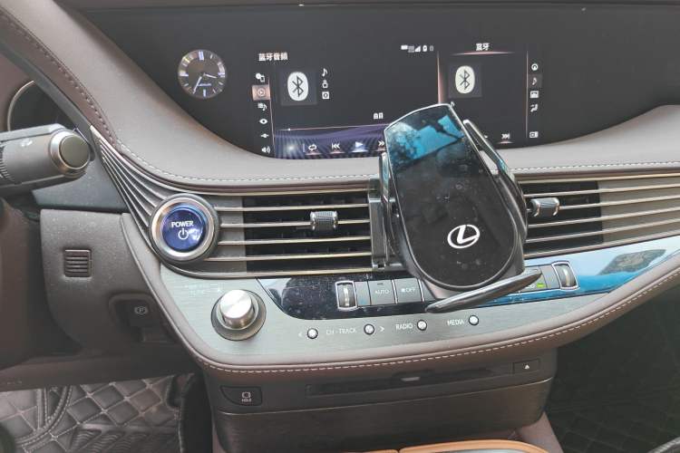 Used Lexus LS 2018 500h Excellence Edition China VI standard