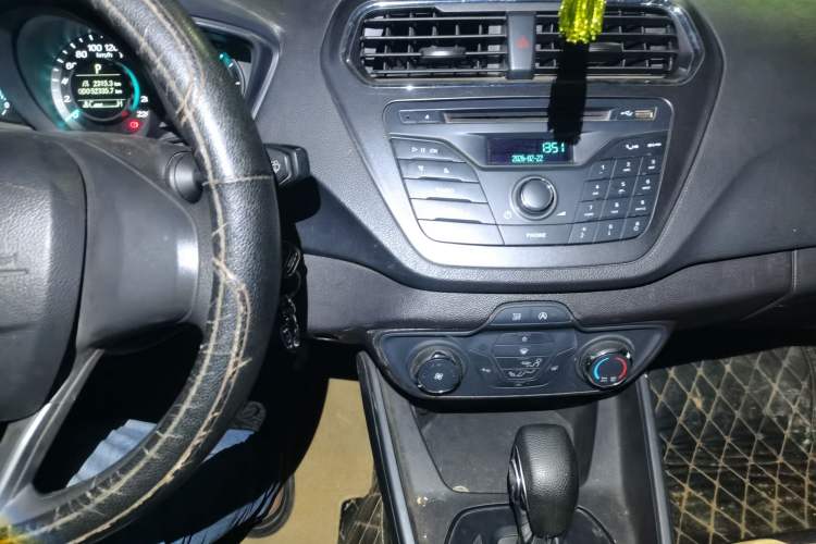 Used Ford Escort 2019 Revised 1.5L Automatic ZhiXiang Version China VI Standard
