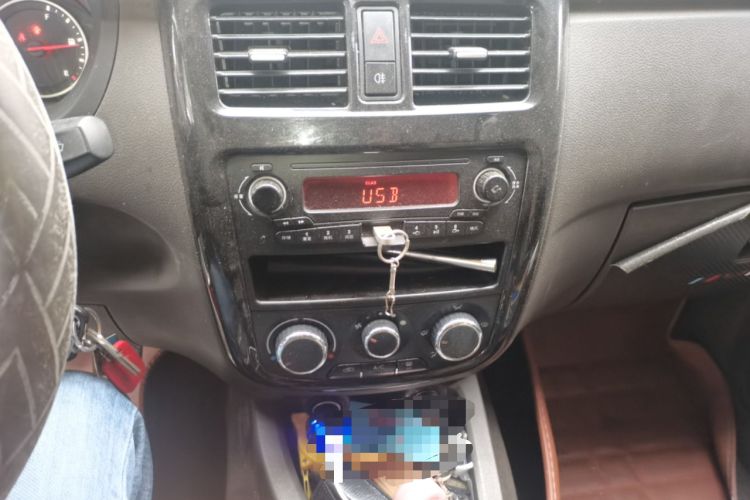 Used Wuling Rongguang V 2018 1.5L Standard Version
