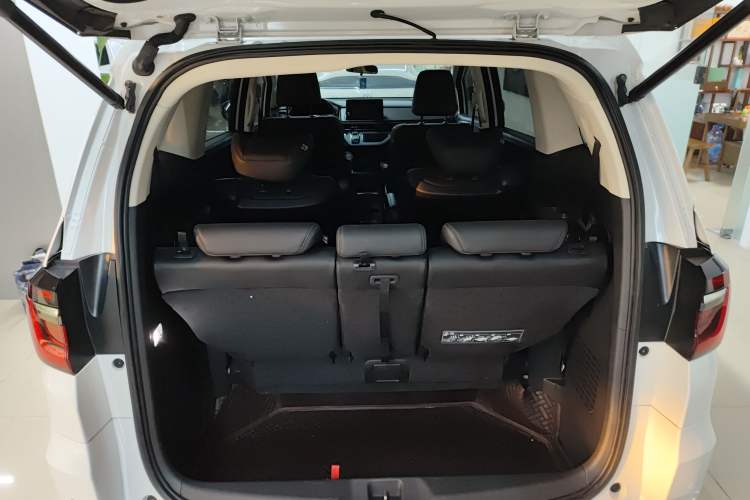 Used Honda Odyssey 2022 2.0L eHEV Sharp Enjoyment Edition Trunk