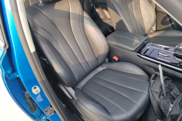 Used Roewe RX5 MAX 2019 300TGI Automatic Smart Cabin Luxury Edition