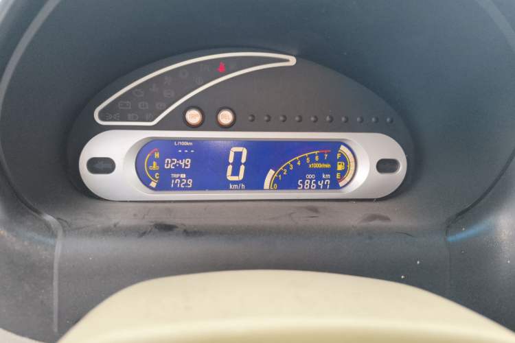 Used Chery QQ3 2012 Fashion Edition 1.0L Manual Champion Version
