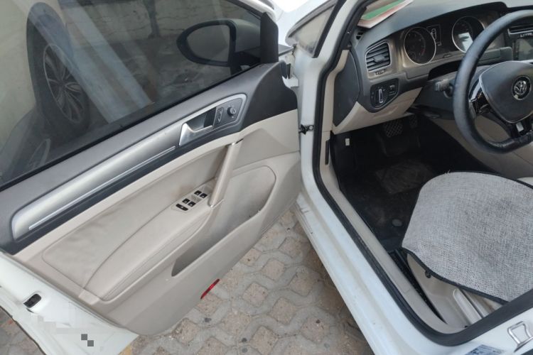 Used Volkswagen Golf 2015 1.6L Automatic Comfort Model