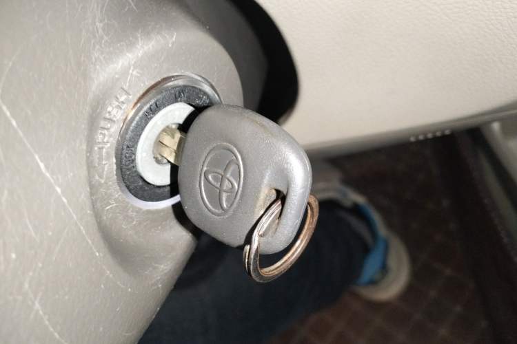 Used Toyota Camry 2010 200G Classic Edition