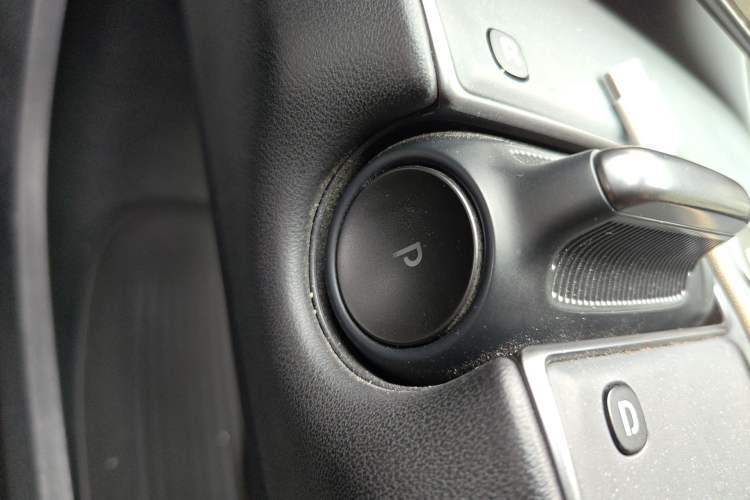 Used Nio ET5T 2023 100kWh Touring Gear Lever