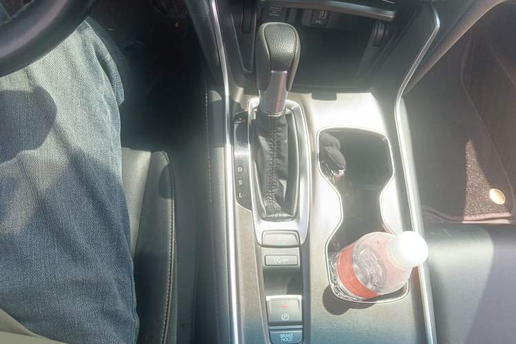 Used Honda Accord 2018 260TURBO Luxury Edition China VI Gear Lever