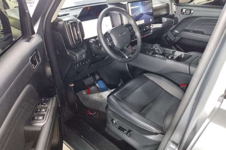 Used Haval Raptor New Energy 2024 Hi4 145 Pro Driver Seat