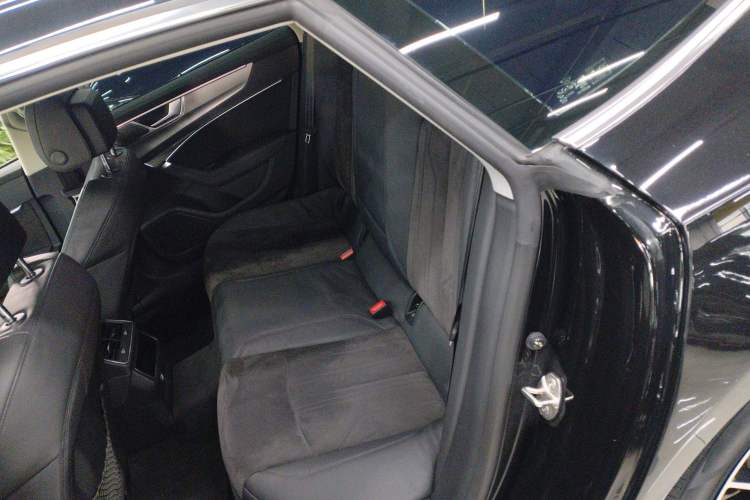 Used Audi A7 2019 55 TFSI quattro Dynamic Edition Left Rear Seat