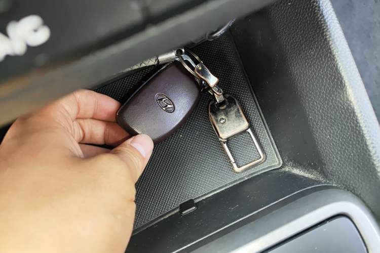 Used Hyundai ix25 2015 1.6L Automatic Two-Wheel Drive Smart GLS Trim Vehicle Key