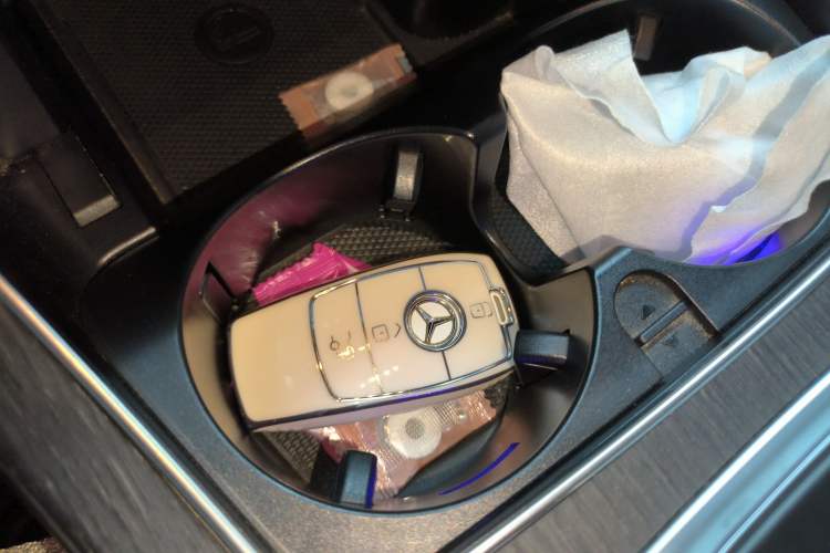 Used Mercedes-Benz GLC Coupe 2020 GLC 300 4MATIC Coupe SUV
