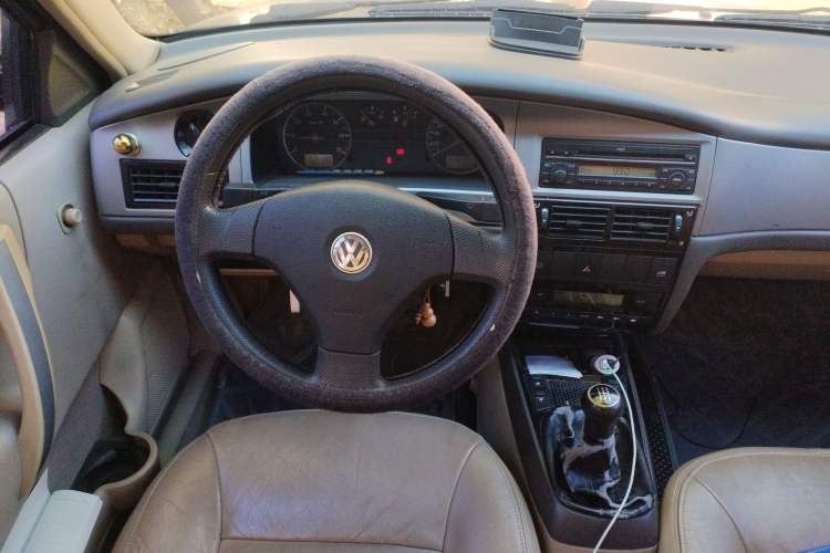 Used Volkswagen Santana Vista 2008 1.8L Manual Comfort Edition