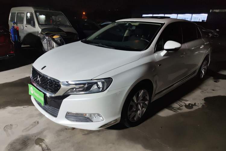 Used DS 5LS 2015 1.6T Style Edition THP160