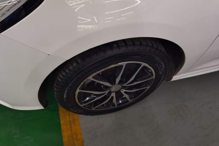 Used BYD Song MAX 2017 1.5T Automatic Smart Connect Elite 7-Seater
