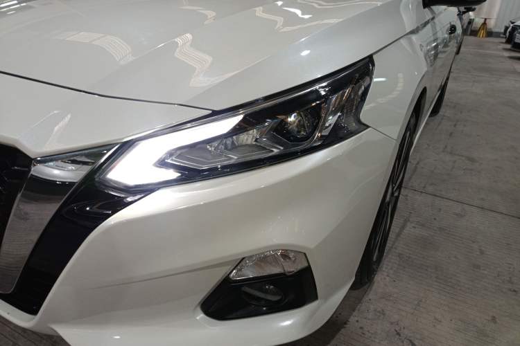 Used Nissan Teana 2021 2.0L XL Comfort Edition Left Front Headlight