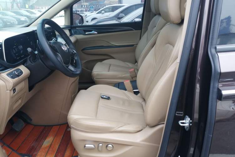 Used Buick GL8 2020 ES Land Cruiser 653T Luxury Model Left Front Seat