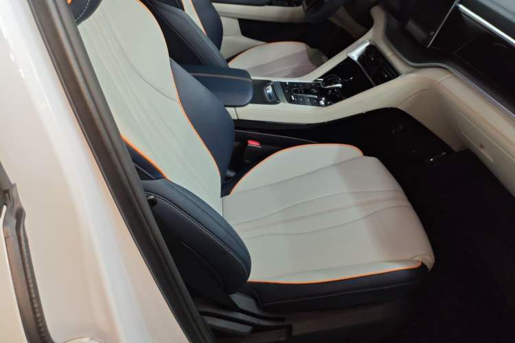 Used BYD Song PLUS New Energy 2021 DM-i 110KM Flagship Model
